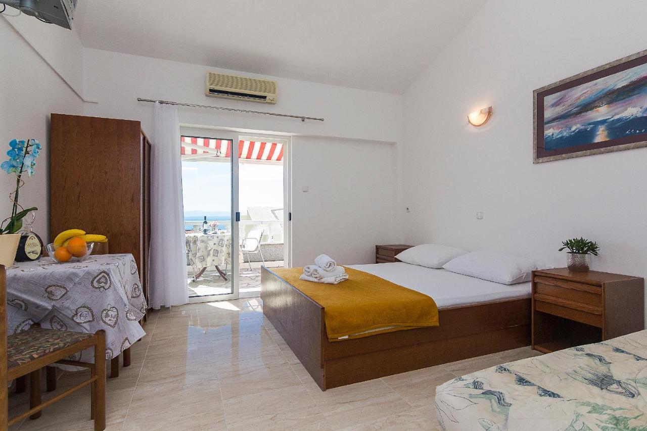 Apartments Erceg Makarska Exterior photo